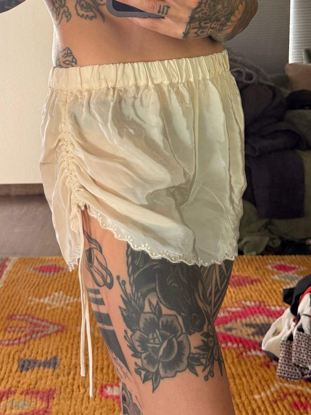 Mango SEMI-SHEER RUCHED SHORTS size small